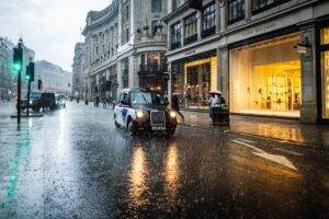 The onset of spring has brought gloomy news for retailers and restaurants, with consumer spending remaining subdued amidst a backdrop of cold, wet weather and economic uncertainties.
