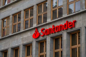 Santander has tightened its hybrid working policy, instructing its UK office-based staff to work the equivalent of three days a week at its offices.